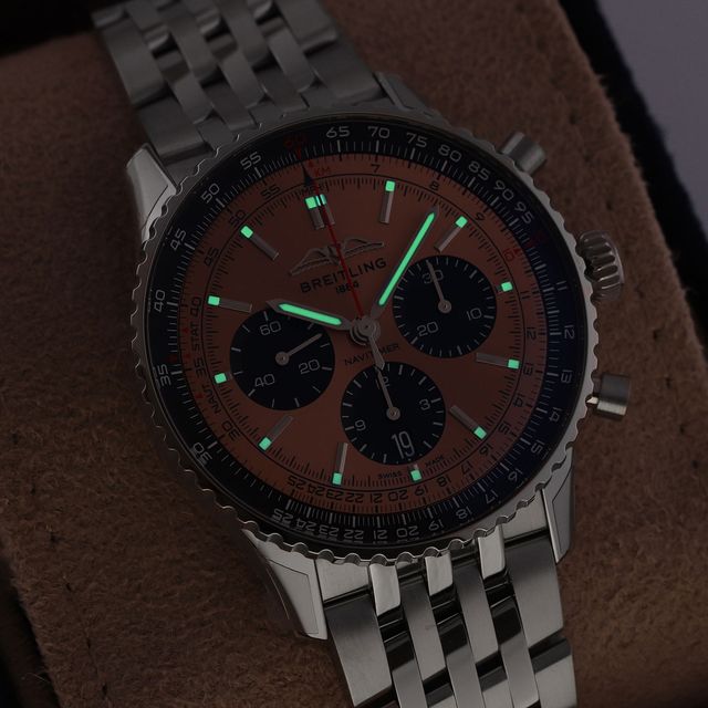 Breitling Navitimer B01 Chronograph 43 AB0138 Image 6